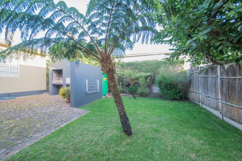 3 Bedroom Property for Sale in Albertinia Western Cape
